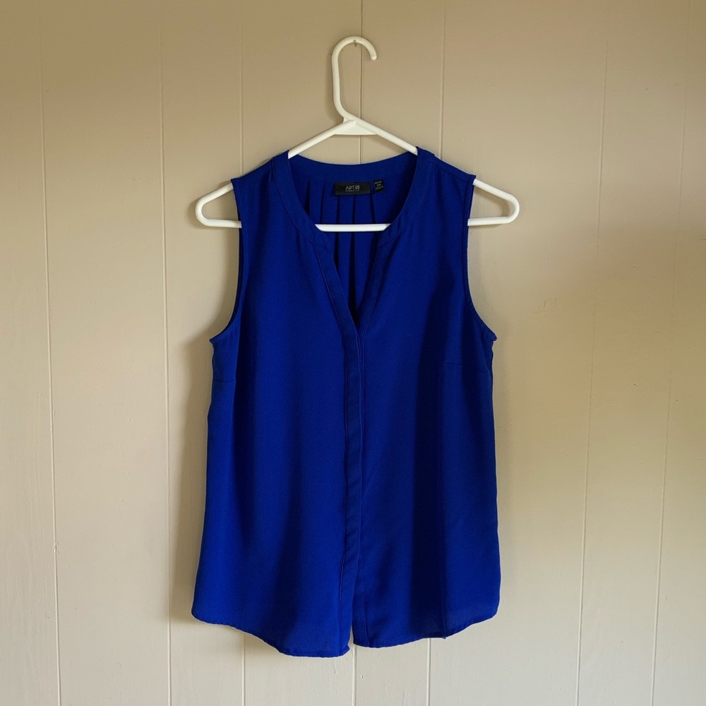 Sleeveless Blouse